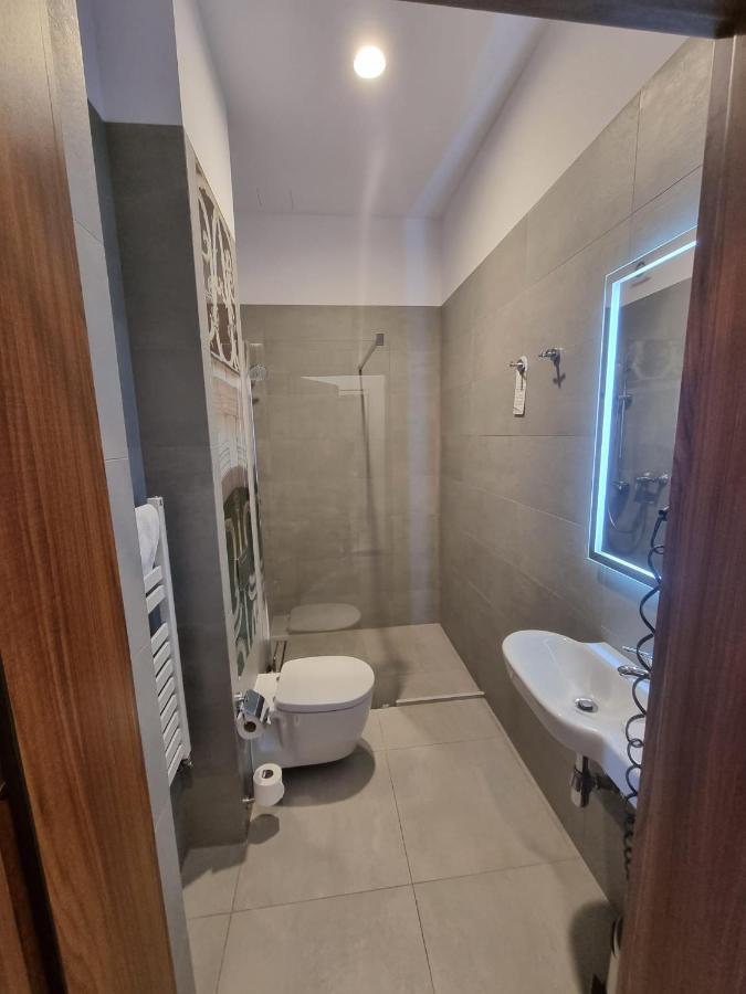 Comfort Single Room