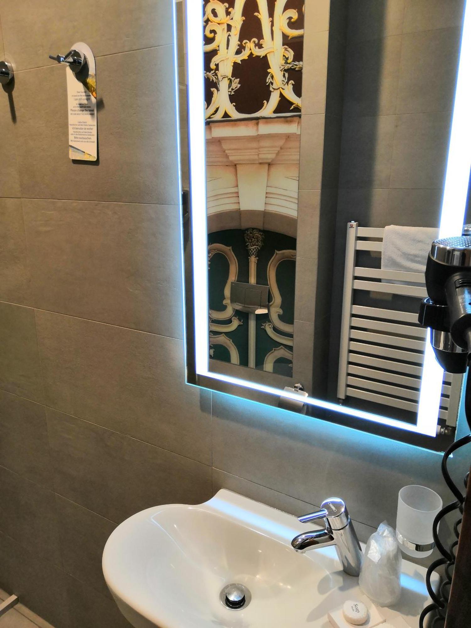 Comfort Single Room
