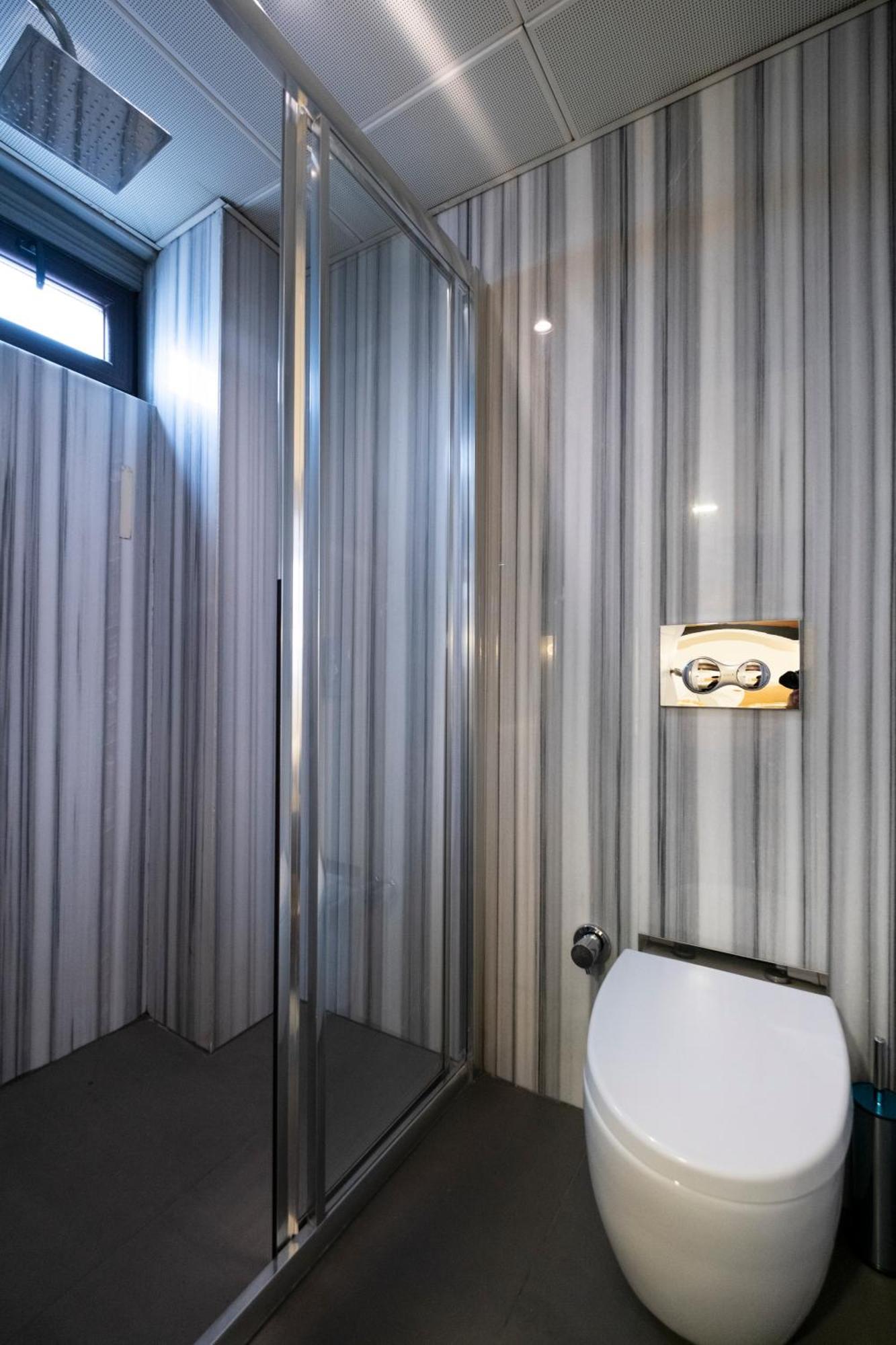 Economy Double Room - No Window Room
