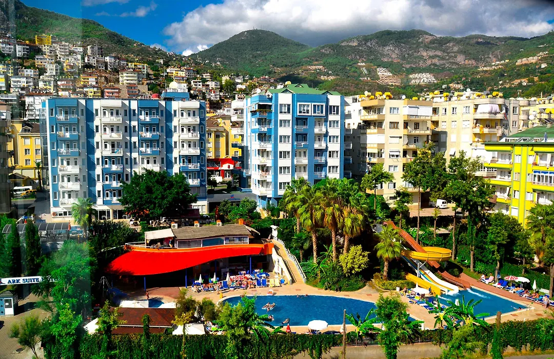 Ark Apart And Suite Hotel-1