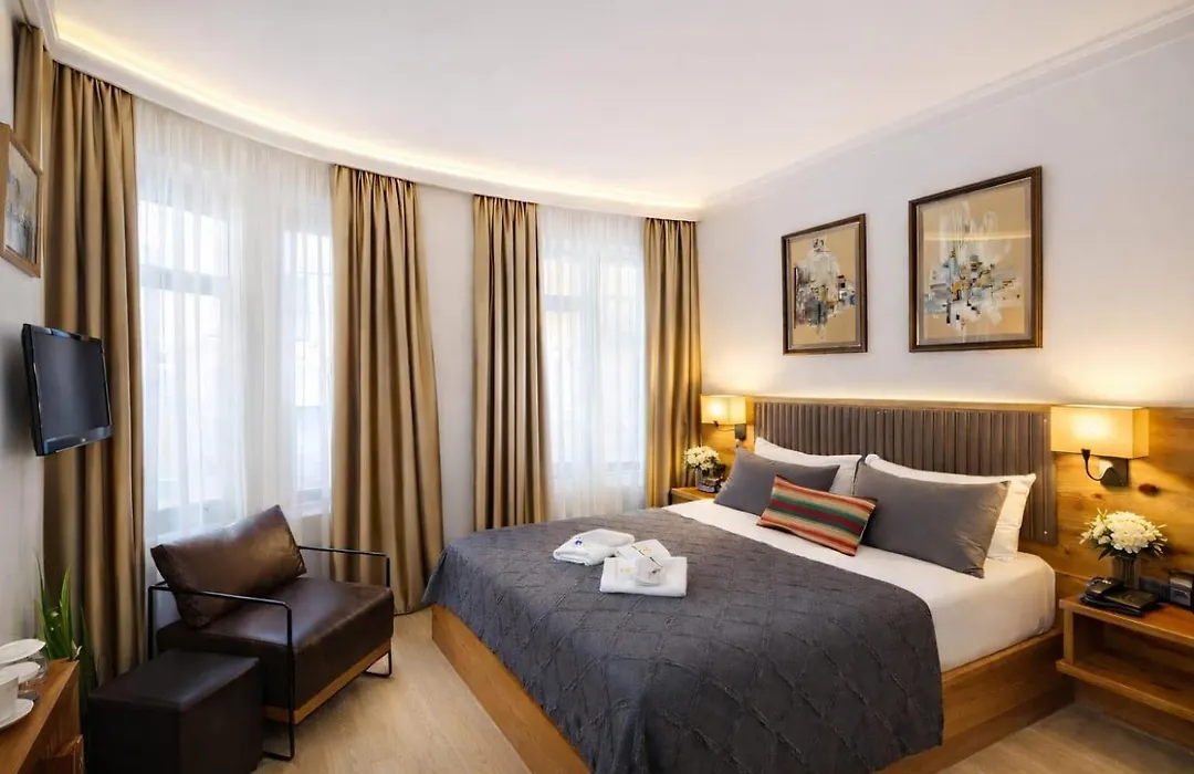 Double Dd Hotel-1