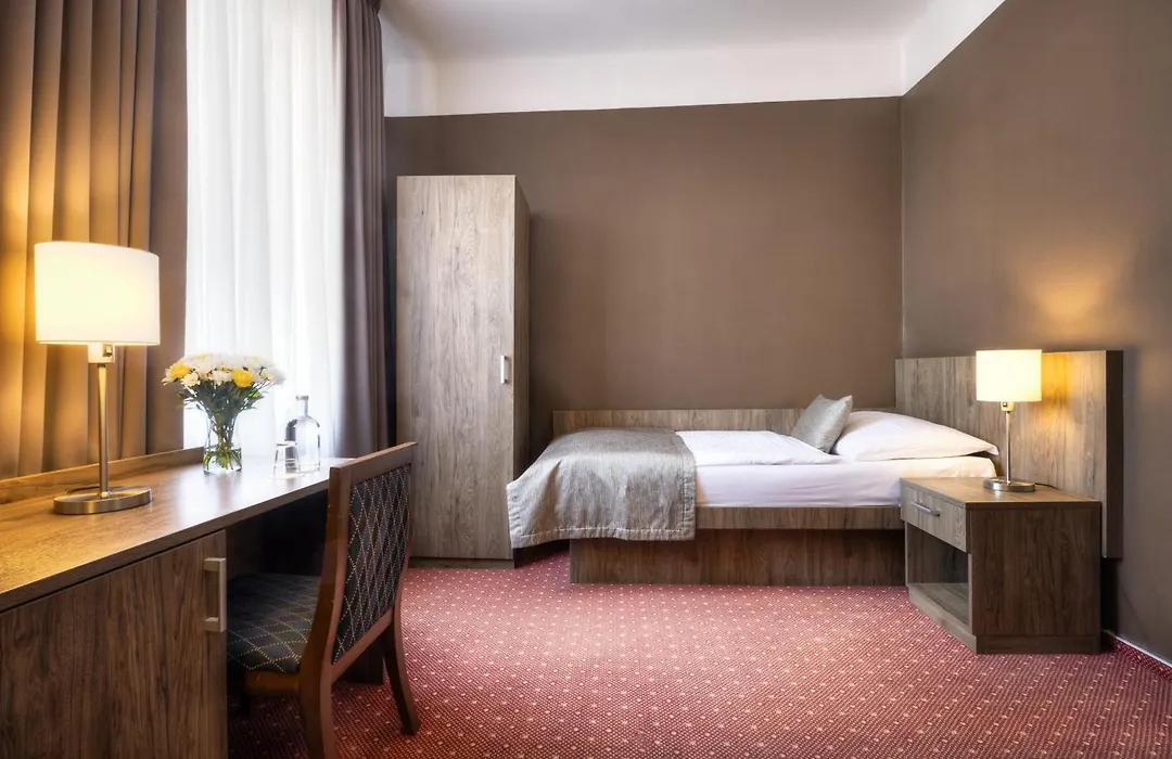 Hotel Harmony-1