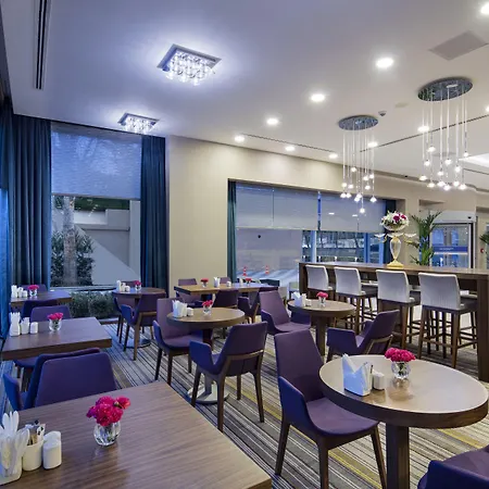 Hampton By Hilton Istanbul Atakoy-2