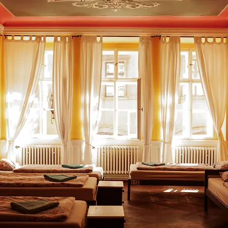 Charles Bridge Hostel & Apartments-2