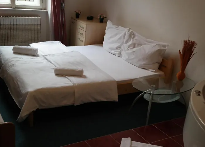 Hotel Praha Club Bed & Breakfast