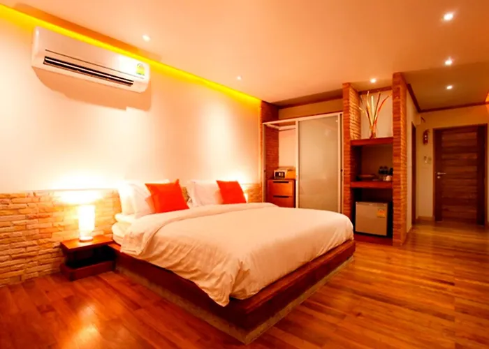 Casa Jip Guesthouse Patong